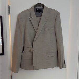 Men's Beige Blazer and Pants